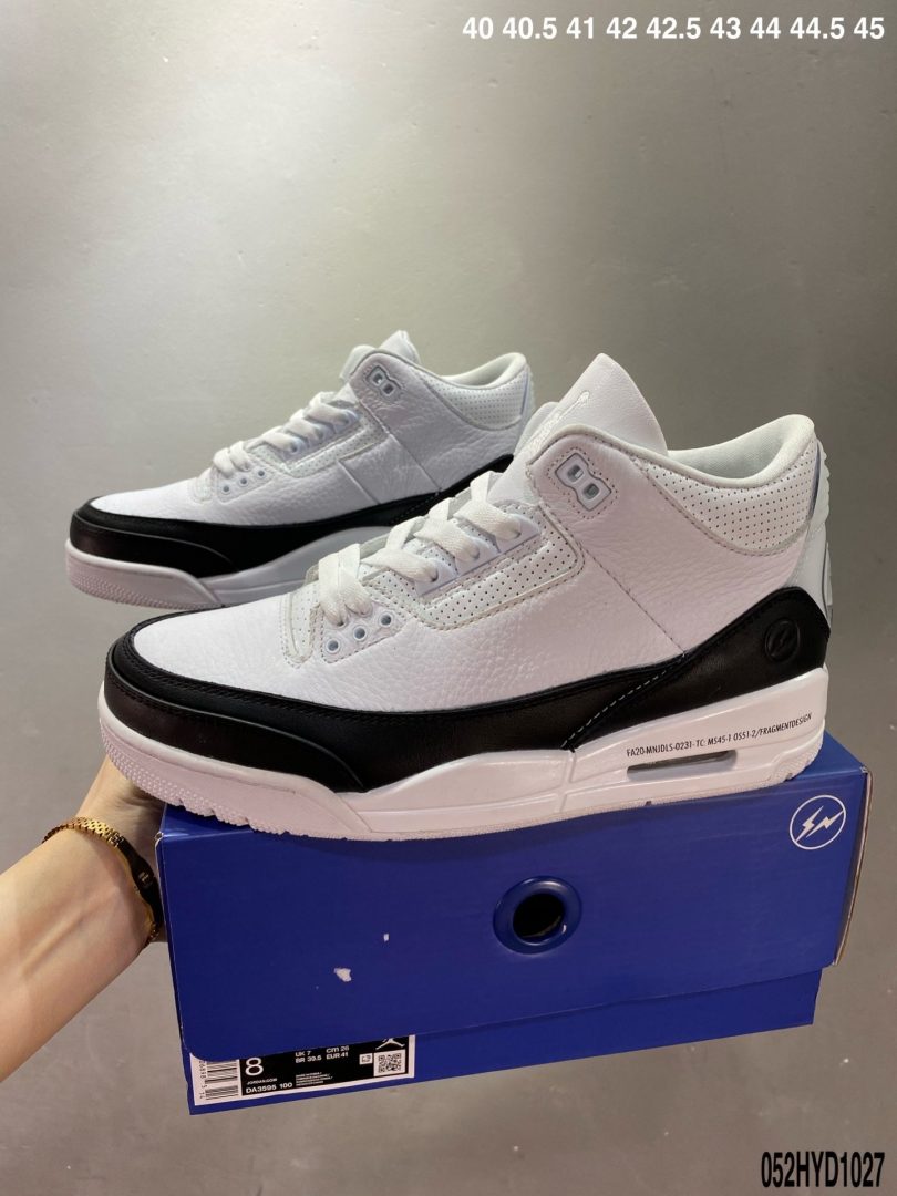 联名, Jumpman, Jordan, AJ3, Air Jordan 3, Air Jordan - 乔丹AJ3代 白黑色 藤原浩 闪电联名 Fragment Design x Air Jordan 3 整双鞋以经典百搭的黑白主题呈现