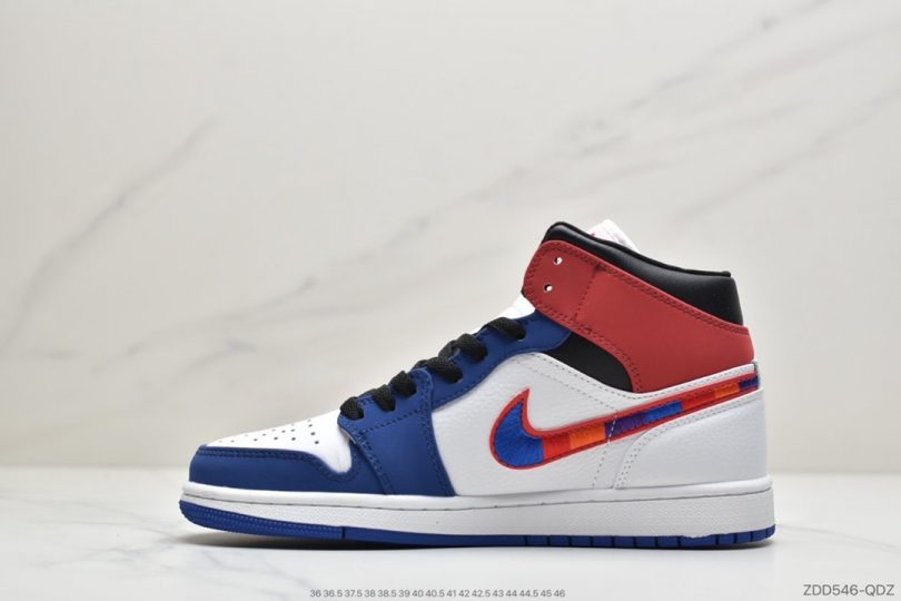 联名, 篮球鞋, Swoosh, Jordan, Aj1, Air Jordan 1 Mid, Air Jordan 1, Air Jordan - 乔丹中帮 AJ1 红蓝色刺绣 Air Jordan 1 Mid 蓝幻勾彩色刺绣鞋头白蓝拼接篮球鞋