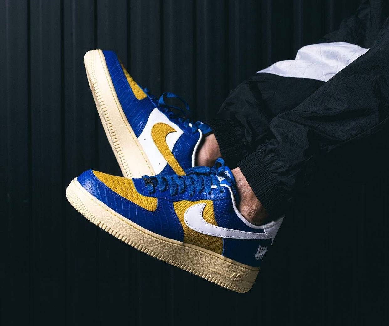 Undefeated-Nike-Air-Force-1-Low-Dunk-vs-AF1-Pack-Release-Date-On-Feet-3