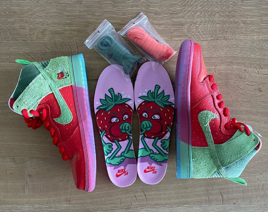 Nike SB Dunk High Strawberry Cough CW7093-600 发布日期