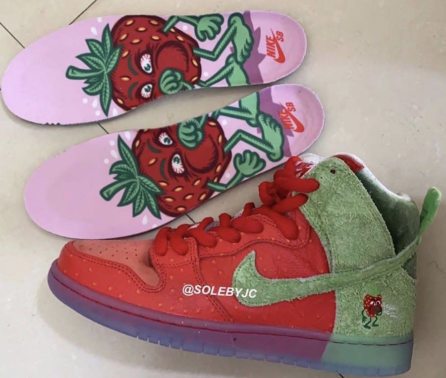 Nike SB Dunk High Strawberry Cough 发布日期