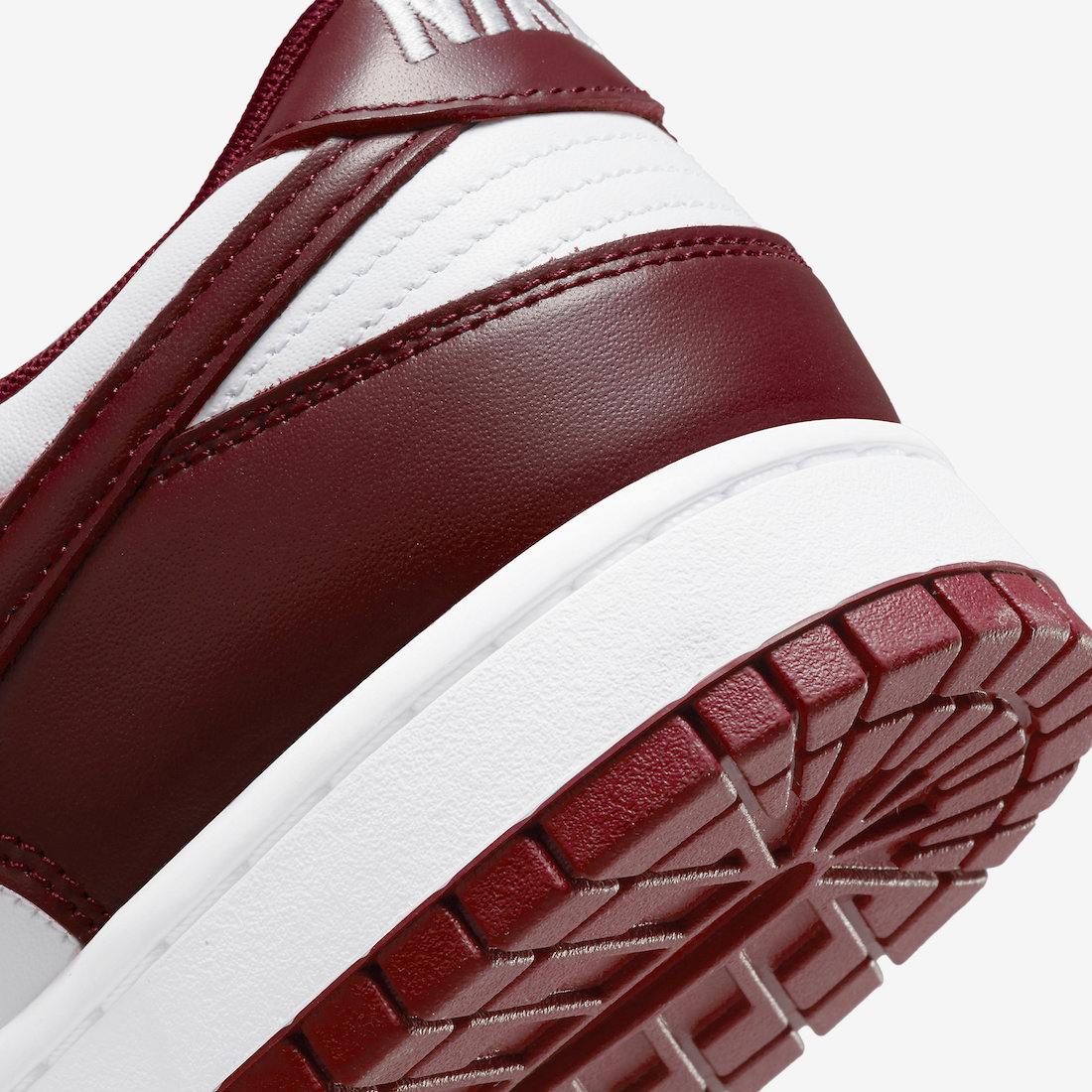 Nike Dunk Low Team Red DD1391-601 Release Date