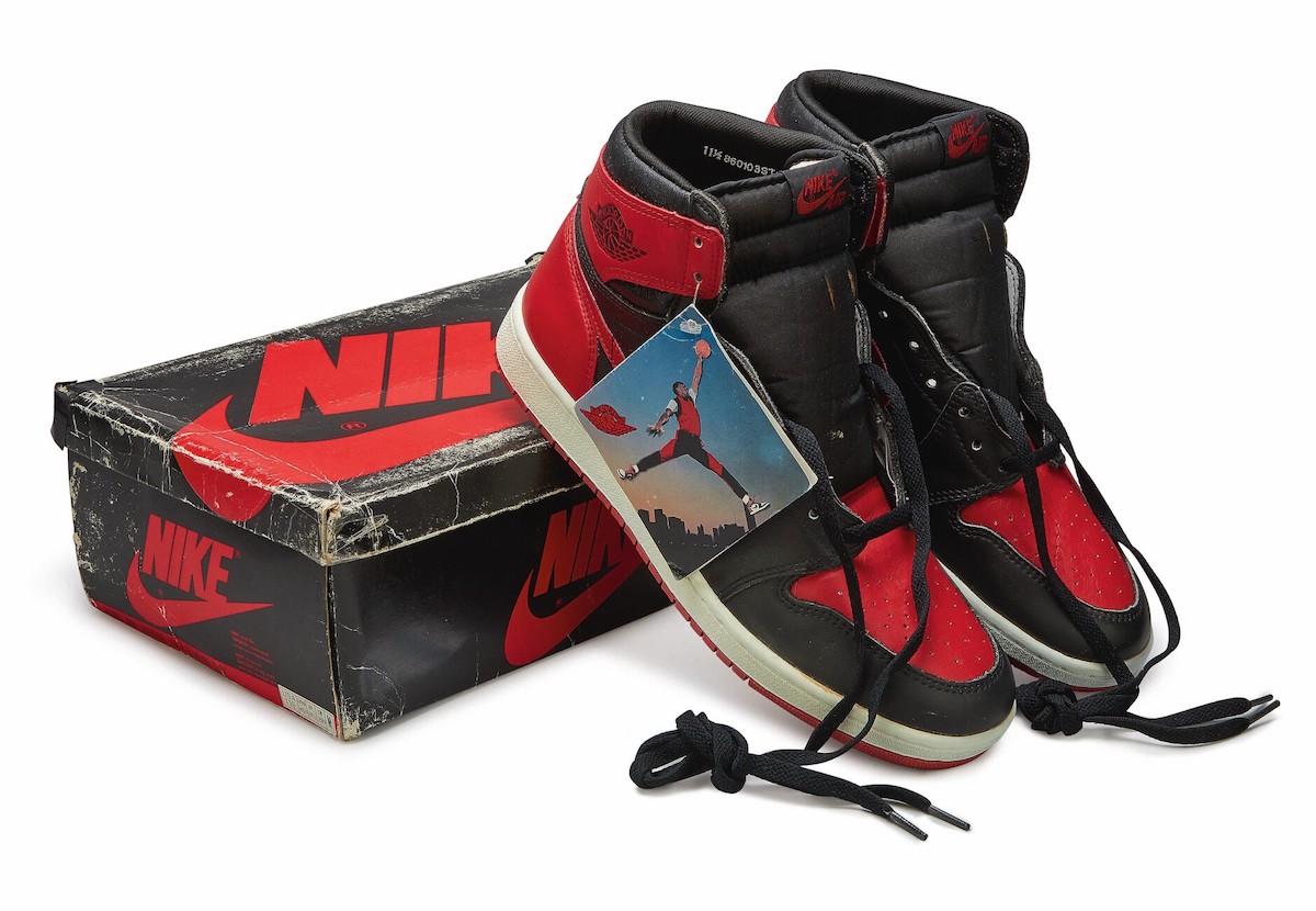 Air Jordan 1 High OG Bred 1985