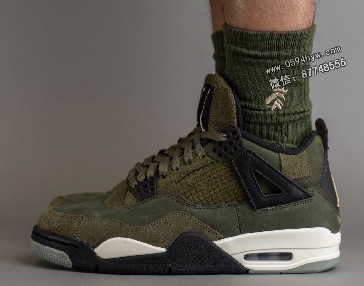 Air-Jordan-4-Craft-Medium-Olive-FB9927-200-On-Feet-1