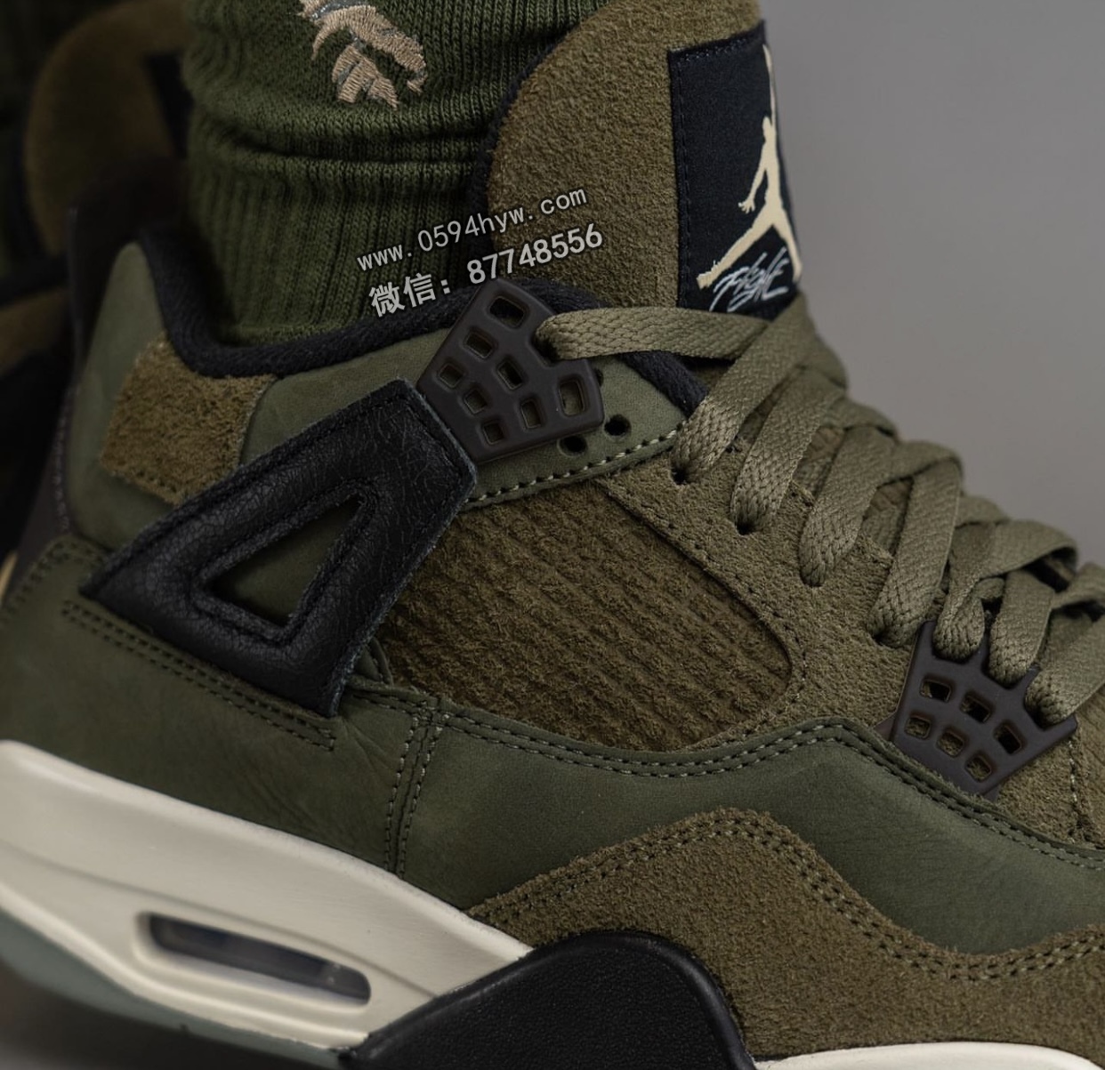 Air-Jordan-4-Craft-Medium-Olive-FB9927-200-On-Feet-8