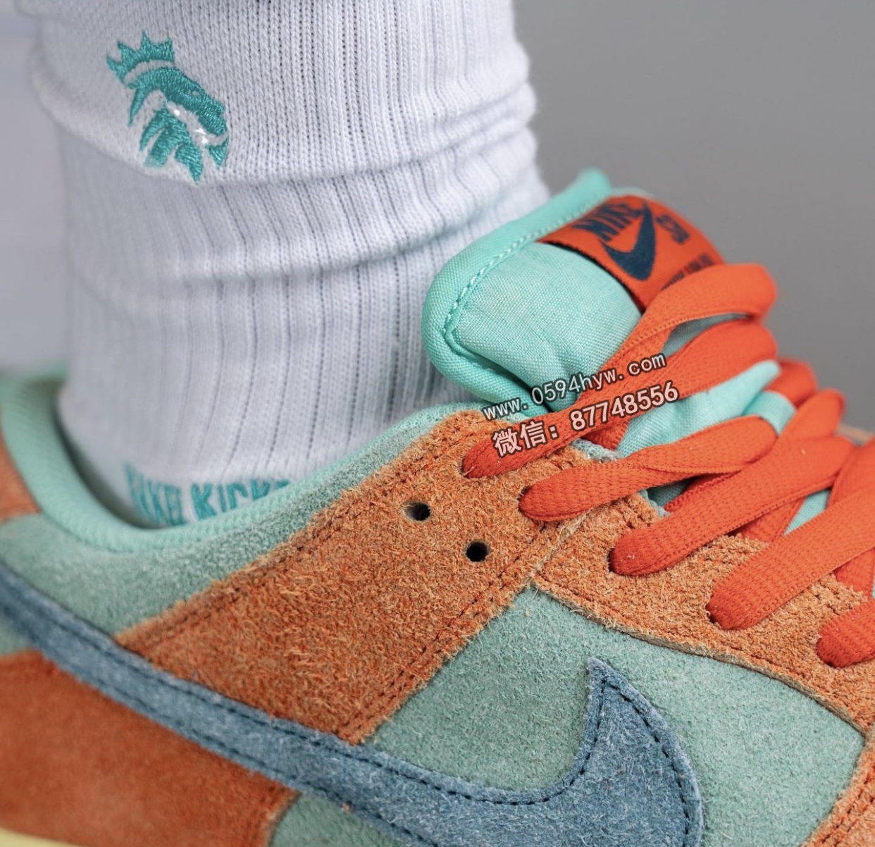 Nike-SB-Dunk-Low-Noise-Aqua-DV5429-800-7