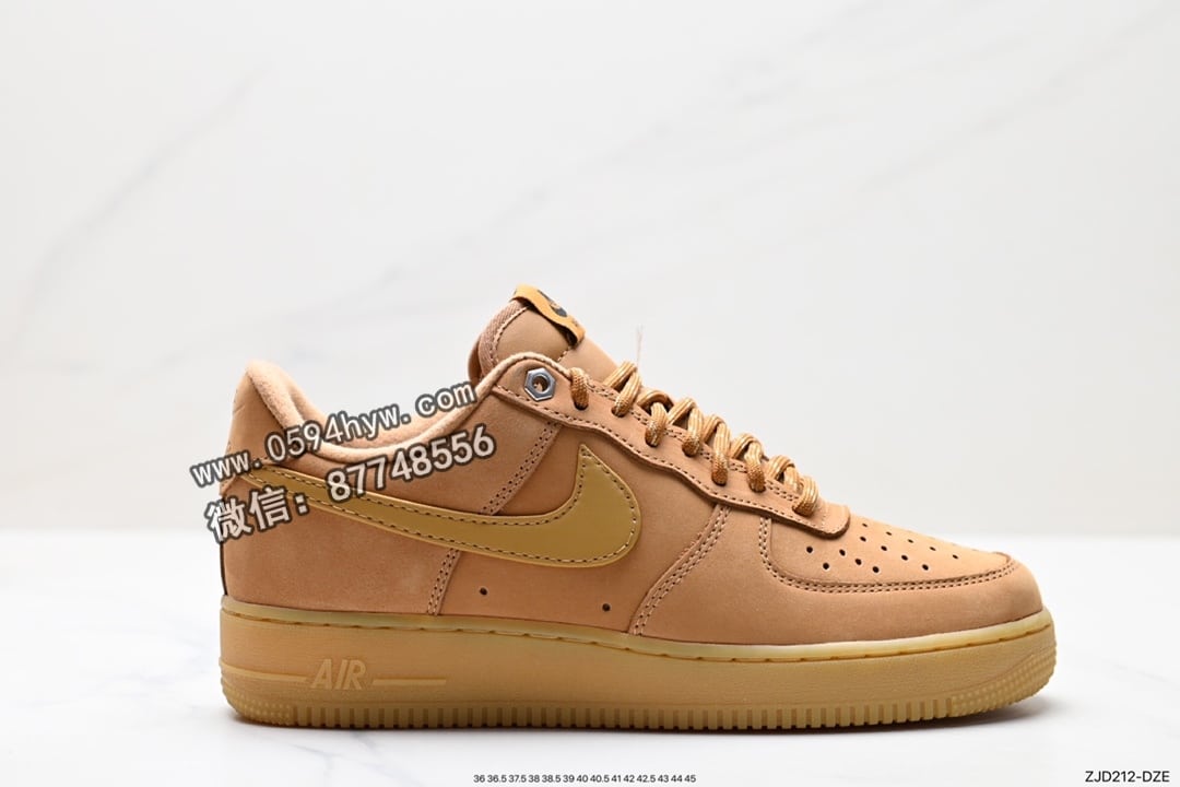 Air Force 1 ‘07 Low 原楦头原纸板
品牌：Air Force
系列：1 ‘07 Low
鞋子类型：低帮篮球鞋
鞋帮高度：原楦头原纸板
货号：CJ9179-200
ID：ZJD212-DZE