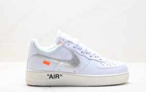 Air Force 1 ‘07 Low 原楦头原纸板 品牌：Nike 系列：Air Force 1 鞋子类型：低帮篮球鞋 颜色：未提及 货号：AO4297-100