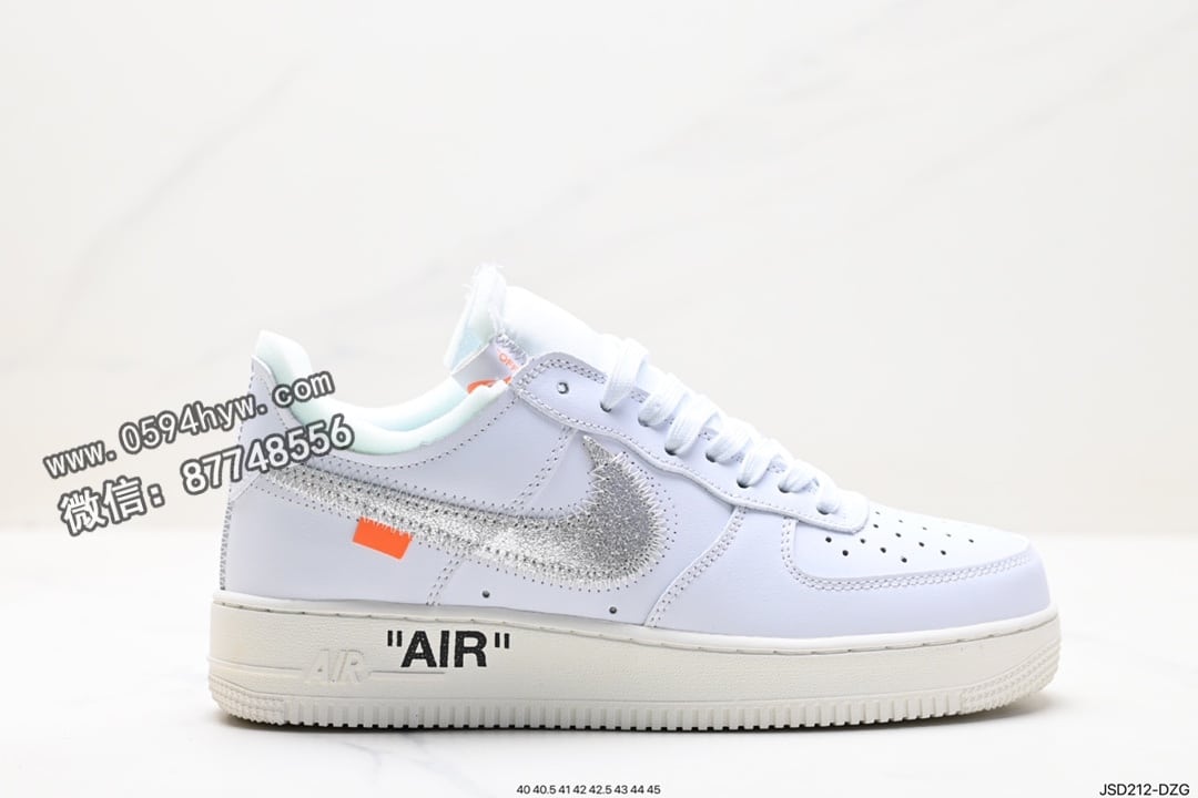 Air Force 1 ‘07 Low 原楦头原纸板 品牌：Nike 系列：Air Force 1 鞋子类型：低帮篮球鞋 颜色：未提及 货号：AO4297-100