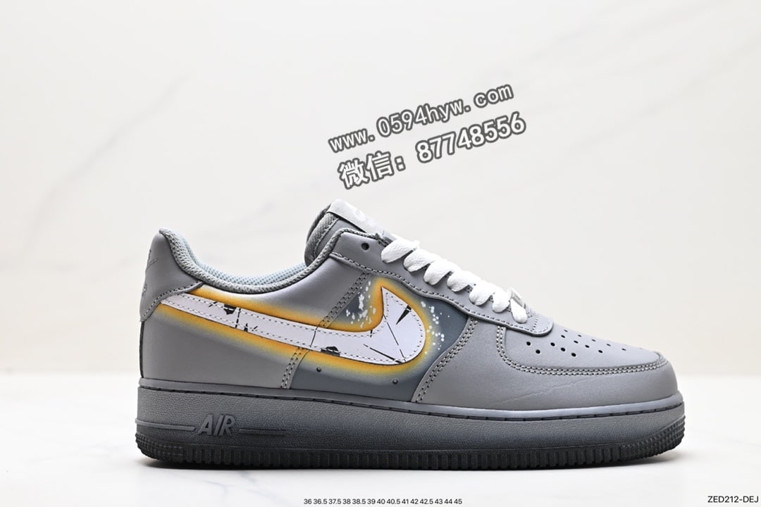 Air Force 1 ‘07 Low 原楦头原纸板 打造纯正空军版型 鞋帮高度低 鞋子类型篮球鞋 官方同步上架 货号：CW2288-111