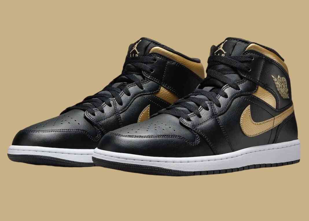 Air Jordan 1 Mid “黑色/金属金色 “现已上市（2024 年 6 月）