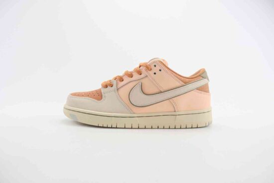 Nike SB Dunk Low 复古低帮休闲运动滑板鞋 FV5926-200 粉橙渐变色