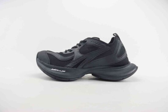 OK纯原 BALENCIAGA Circuit Sneakers 2024年巴黎世家13代 环道系列轻便复古透气跑鞋 编码：BYI1C