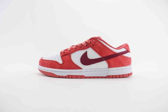 Nike SB Dunk Low 低帮休闲板鞋 FQ7056-100 白玫红