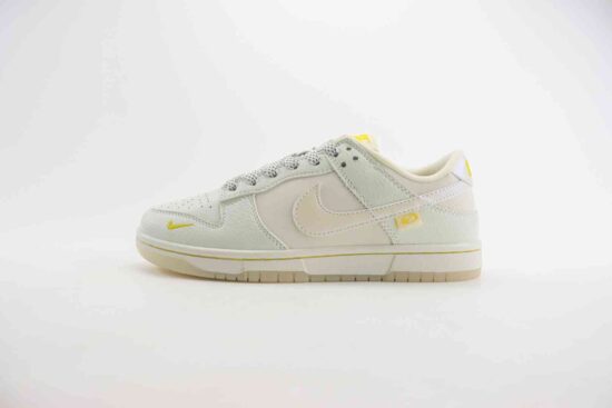 Nike SB Dunk Low 米金 满天星 XB3802-347