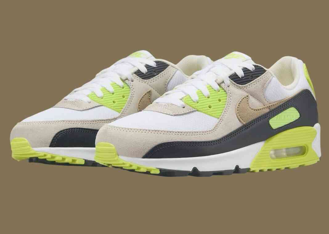 耐克 Air Max 90 “网络版 “现已上市（2024 年 7 月）