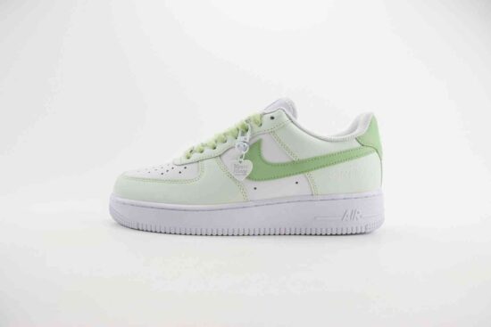 Nike Air Force 1 空军 低帮 淡绿 货号：DY8899-002