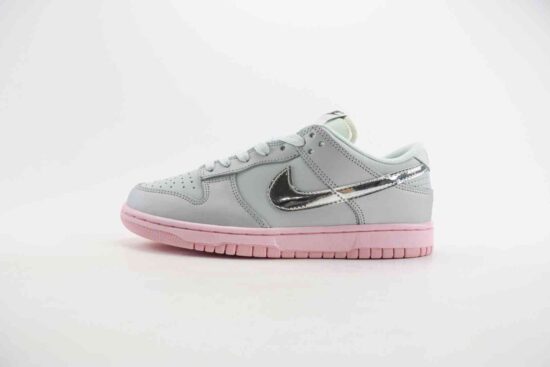 Nike SB Dunk Low 低帮休闲运动滑板板鞋 灰银粉 货号：HM3698-006