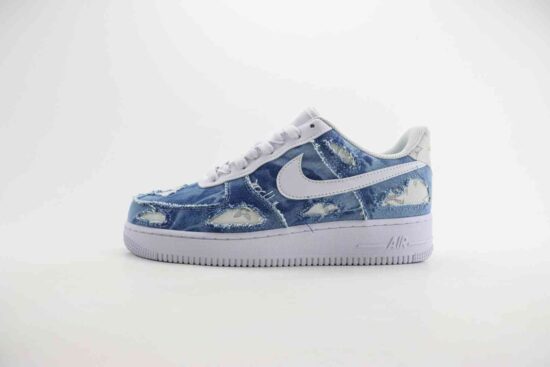 Nike Air Force 1 Low 07 x Louis Vuitton LV联名 破布做旧乞丐风 白牛仔蓝 货号：CW2288 111