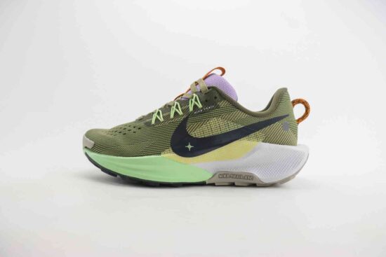 Nike Pegasus Reactx TRAIL 5 跑步鞋 货号：DV3864-200