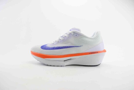 Nike Zoom FLY 6 马拉松 耐克超弹轻盈跑步鞋 FN8454-104