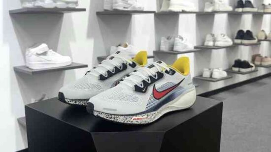 Nike Air Zoom Pegasus 41 Premium 慢跑鞋 “White/Psychic Blue” HJ9068-100