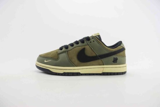 Undefeated x Nike Dunk SB Low 低帮休闲板鞋 军绿色 三道杠 货号：JH8037-921