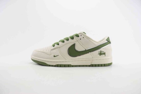 Nike SB Dunk Low x Stussy 斯图西联名 双小勾 DQ1098-381