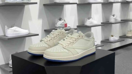 Louis Vuitton x Travis Scott x Nike Air Jordan 1 Low OG SP “Beige/Blue/LV” 低帮篮球鞋 货号：LJ5188-007