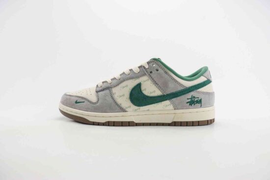 Nike SB Dunk Low x Stussy 斯图西联名 低帮 CF3688-007