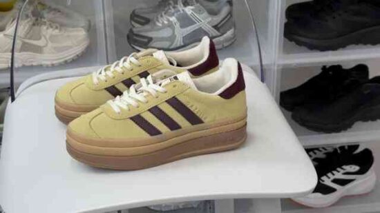 Adidas Originals Gazelle Bold W 松糕系列 低帮休闲运动板鞋 翻毛姜黄深褐生胶底 货号：IF5937