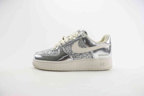 Miumiu xNike Air Force 1 Low Time imprint时光印迹 空军低帮休闲板鞋 亮片银 AF2406-010