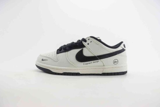 Nike SB Dunk Low x 闪电 DF7519-831 白黑