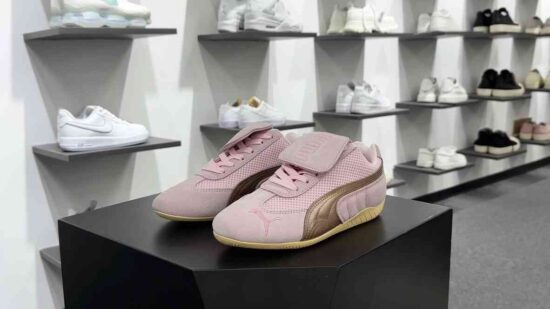 Puma Speedcat Prairie Tan Matte Silver 低帮赛车鞋 翻毛 浅粉玫瑰金 货号：397397 03