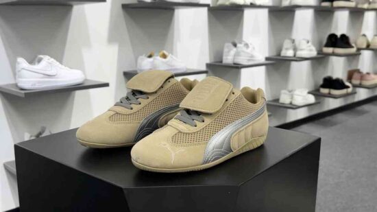 Puma Speedcat Prairie Tan Matte Silver 低帮运动鞋 货号：397397 02