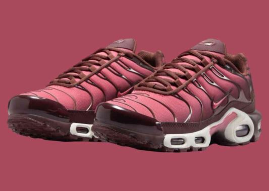 耐克 Air Max Plus “勃艮第红 “2024 年假日发布