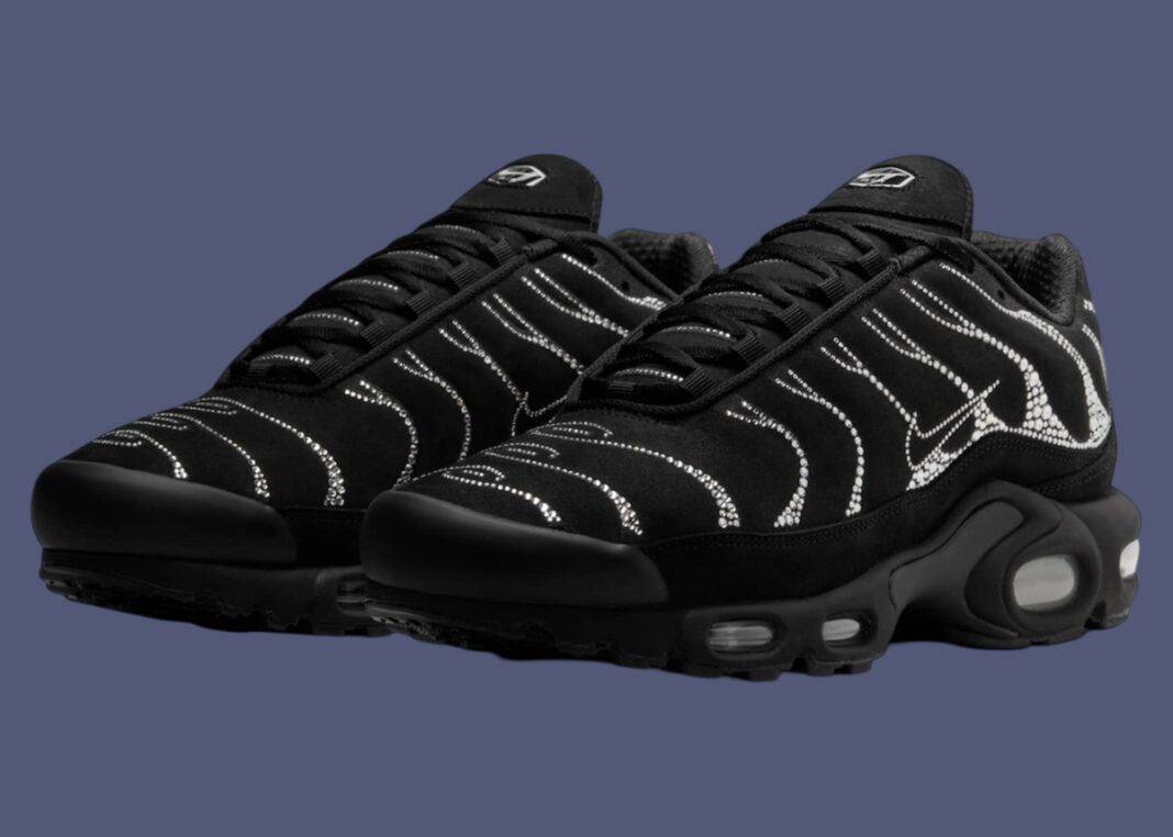 施华洛世奇 x 耐克 Air Max Plus “月光 “将于 2024 年 12 月发布