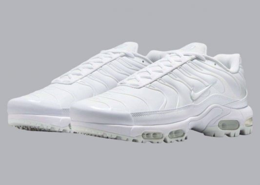 耐克 Air Max Plus Golf “三重白 “2025 年春季发布